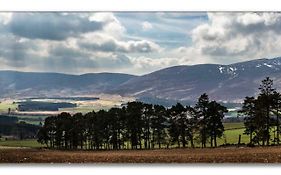 Traditional Family Home In Royal Deeside